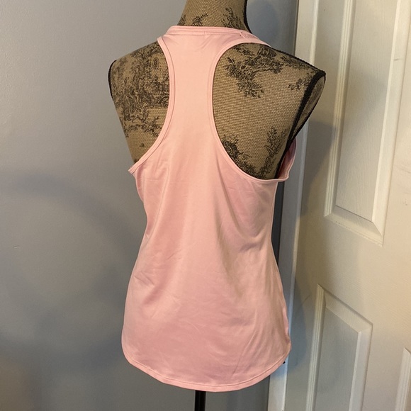 Pink Tank - Picture 6 of 7